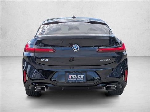 Used 2023 BMW X4 xDrive30i w/ M Sport Package AWD/4WD image 7