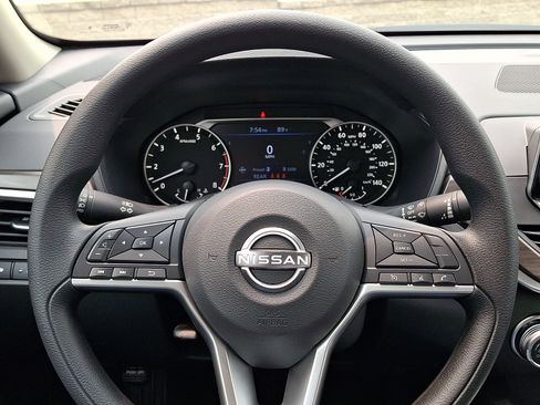 New 2026 Nissan Altima 2.5 SV FWD image 14