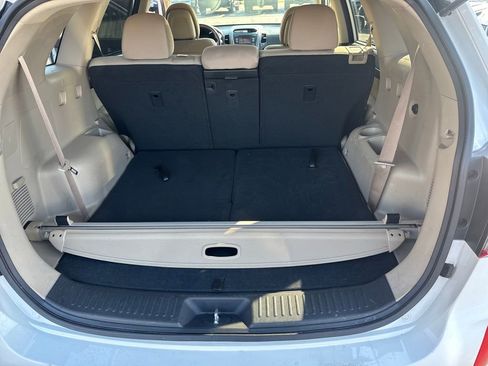 Used 2014 Kia Sorento LX FWD image 32