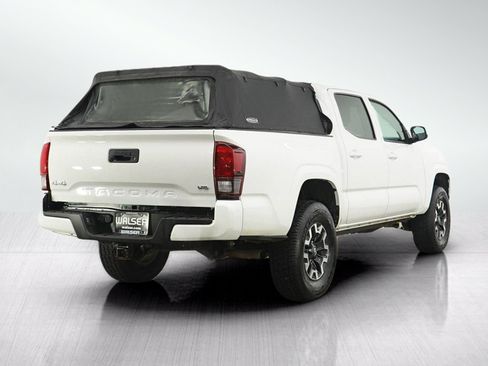 Used 2022 Toyota Tacoma SR AWD/4WD image 5