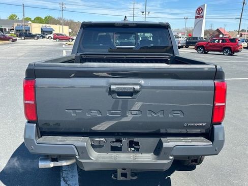 New 2026 Toyota Tacoma TRD Off-Road AWD/4WD image 4
