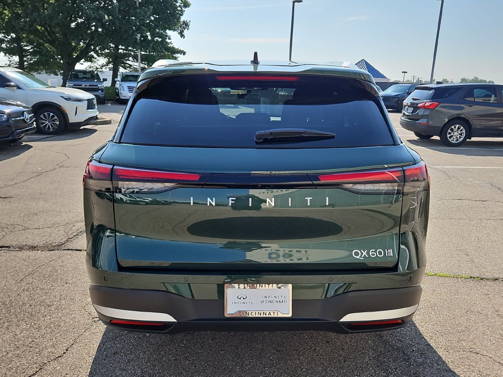 New 2027 INFINITI QX60 Luxe AWD/4WD image 3