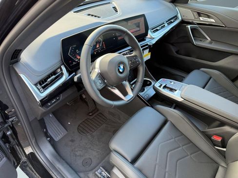 Used 2026 BMW X1 xDrive28i w/ Convenience Package AWD/4WD image 4