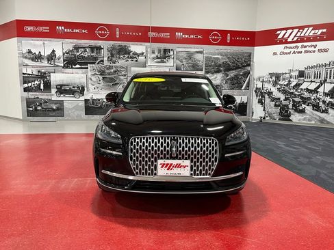 Used 2023 Lincoln Corsair AWD w/ Equipment Group 101A image 9