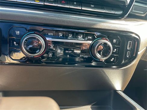 Used 2024 Chevrolet Silverado 1500 LTZ w/ Technology Package image 24