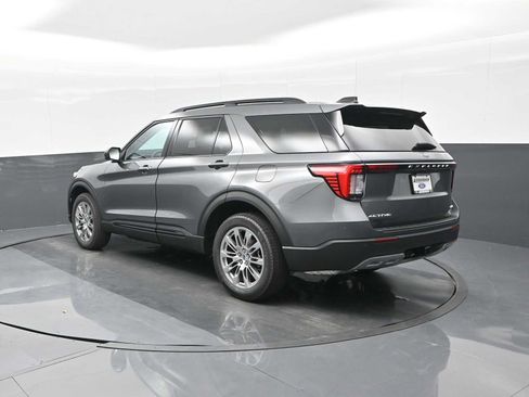 New 2026 Ford Explorer Active w/ Active Comfort Package image 6