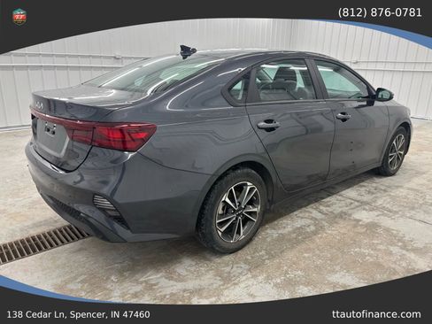 Used 2024 Kia Forte LXS w/ LXS Technology Package FWD image 7