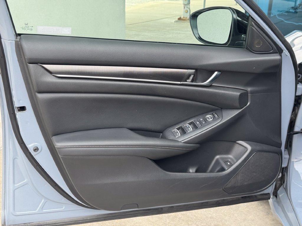 Used 2022 Honda Accord Sport image 15