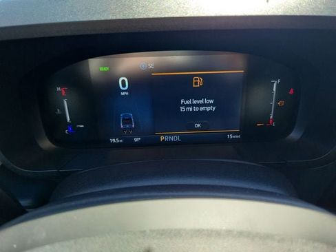 New 2025 Ford Maverick XLT w/ XLT Luxury Package FWD image 10