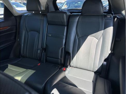 Used 2019 Lexus RX 350L FWD image 9