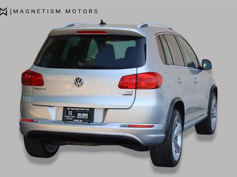 Used 2016 Volkswagen Tiguan R-Line image 8