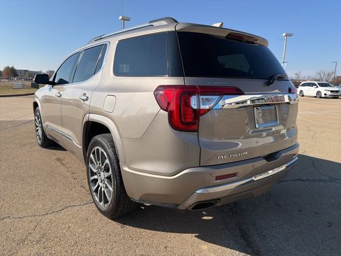 Used 2022 GMC Acadia Denali w/ Denali Ultimate Package image 7