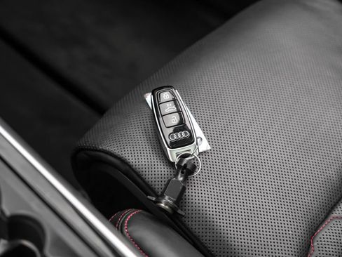 Used 2021 Audi RS Q8 image 66