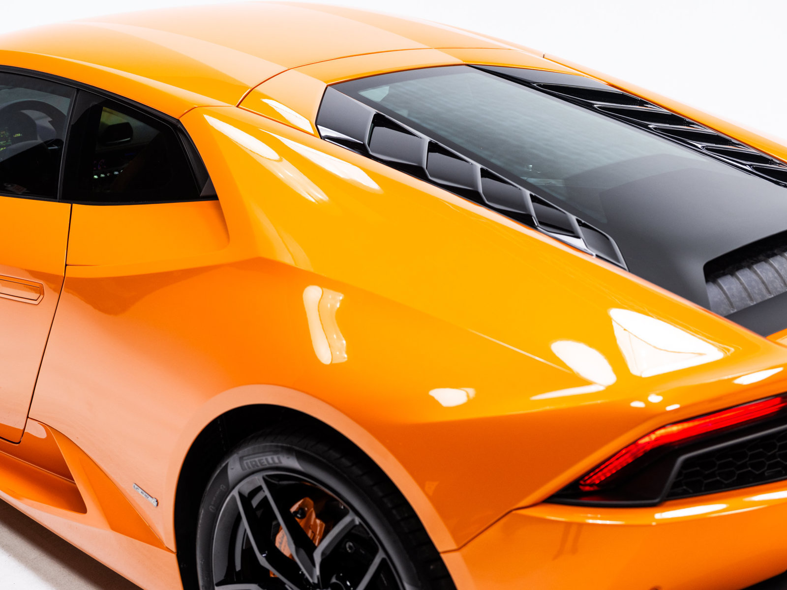Used 2016 Lamborghini Huracan LP 610-4 AWD/4WD image 91