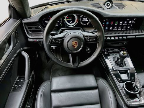 Certified 2022 Porsche 911 GT3 RWD image 24