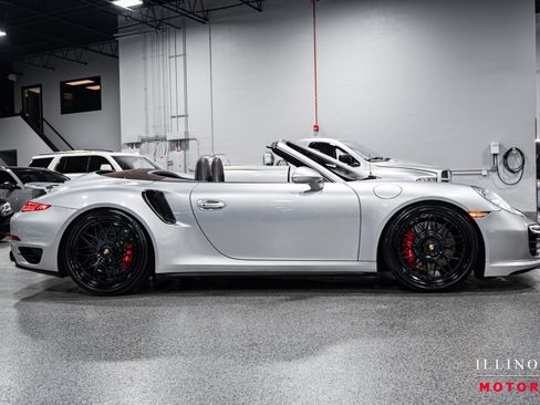 Used 2014 Porsche 911 Turbo image 6