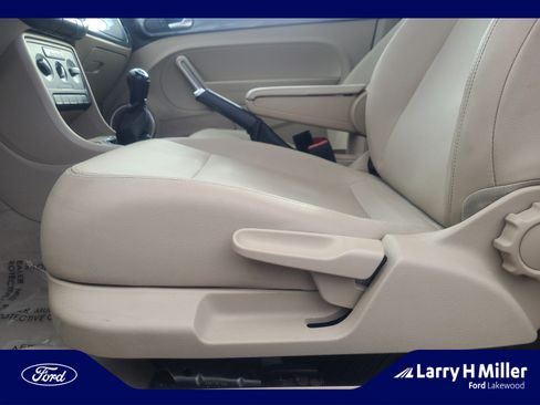 Used 2013 Volkswagen Beetle 2.5 image 14