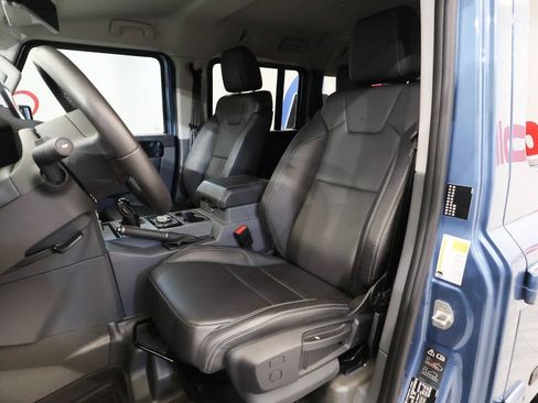 Used 2024 INEOS Grenadier AWD/4WD image 12