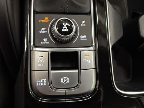 Used 2025 Kia Telluride S AWD/4WD image 35