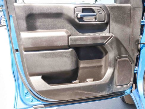 Used 2023 Chevrolet Silverado 1500 Custom AWD/4WD image 22