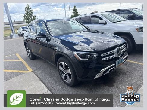 Used 2022 Mercedes-Benz GLC 300 4MATIC image 1
