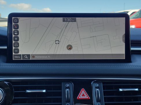 Used 2023 Genesis G70 2.0T image 10