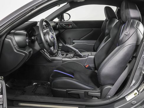 Used 2024 Subaru BRZ tS RWD image 7
