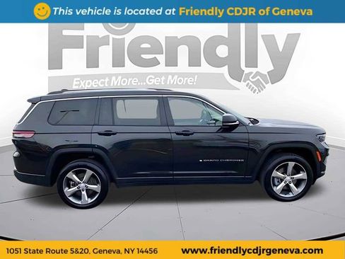 Used 2022 Jeep Grand Cherokee L Limited AWD/4WD image 4