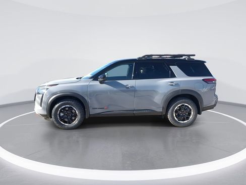 New 2026 Nissan Pathfinder SV image 5