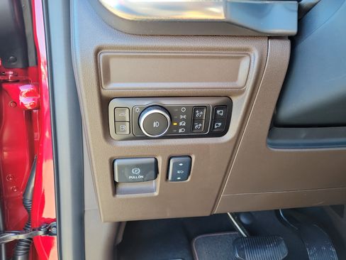 Used 2025 Ford F150 King Ranch AWD/4WD image 29