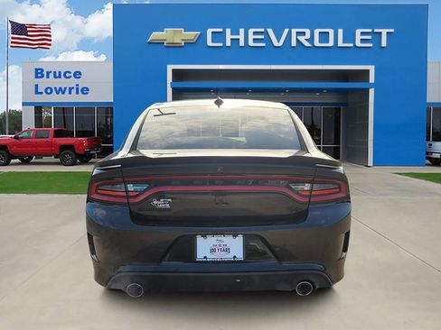 Used 2022 Dodge Charger R/T w/ Blacktop Package RWD image 5