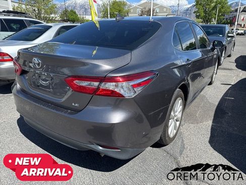Used 2020 Toyota Camry LE FWD image 2