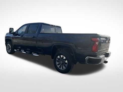 Used 2022 Chevrolet Silverado 2500 LT w/ All Star Edition image 3