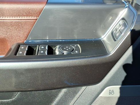 Used 2021 Ford F150 Lariat w/ Equipment Group 502A High image 21