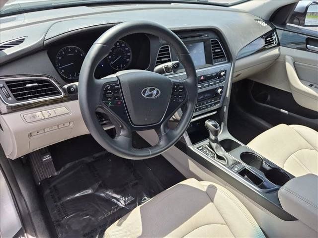 Used 2016 Hyundai Sonata Limited FWD image 10