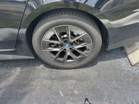 Used 2023 BMW i4 eDrive35 w/ Premium Package RWD image 7