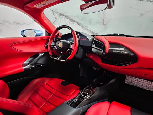 Used 2021 Ferrari SF90 Stradale AWD/4WD image 3