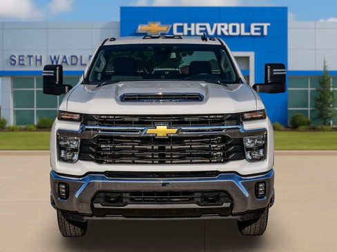 New 2026 Chevrolet Silverado 3500 LT w/ Convenience Package AWD/4WD image 2