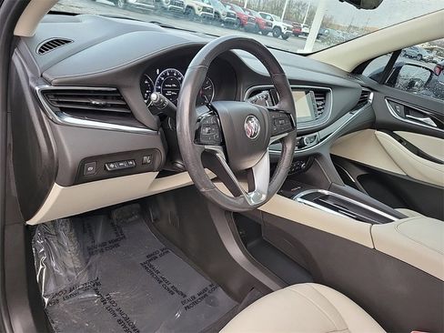 Used 2024 Buick Enclave Premium w/ Experience Buick Package image 18