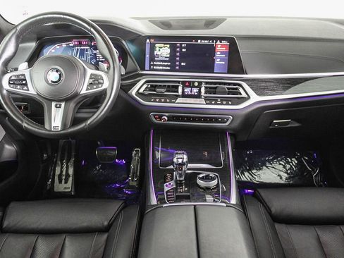Used 2020 BMW X7 M50i image 13