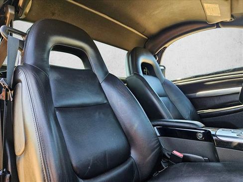 Used 2003 Chevrolet SSR w/ Preferred Equipment Group RWD image 13