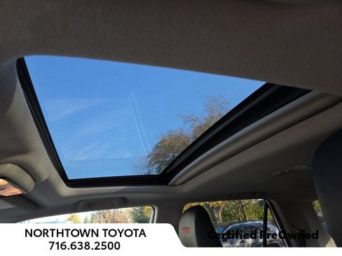 Used 2023 Toyota 4Runner TRD Off-Road Premium image 17