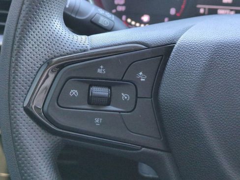 Used 2021 Chevrolet TrailBlazer LT w/ Convenience Package image 26