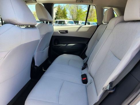 Used 2022 Toyota Corolla Cross LE w/ Moonroof Package AWD/4WD image 16