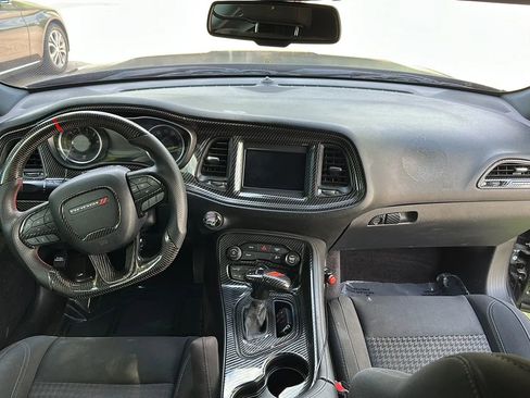 Used 2018 Dodge Challenger SXT RWD image 19