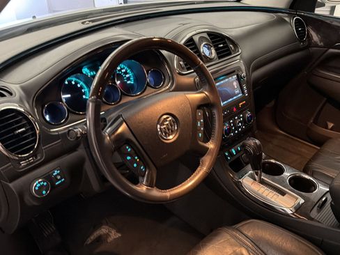 Used 2016 Buick Enclave Leather image 4