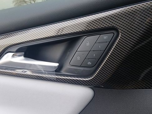 New 2026 Chevrolet Traverse High Country w/ LPO, Floor Liner Package AWD/4WD image 18