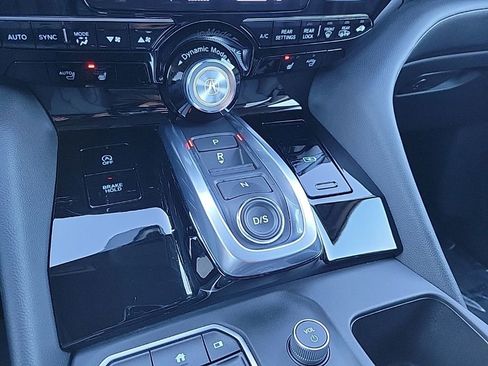 Used 2023 Acura MDX SH-AWD image 33