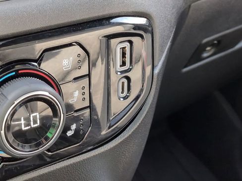 Used 2023 Chevrolet Silverado 1500 ZR2 w/ Technology Package image 20