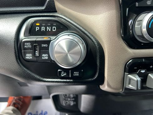 Used 2022 RAM 1500 Laramie w/ Off Road Group AWD/4WD image 22